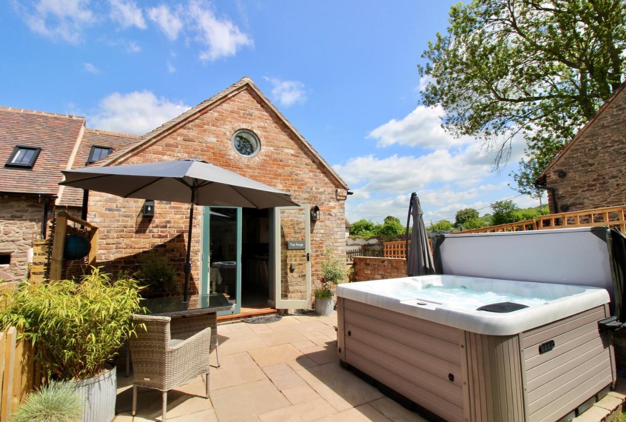 The Forge - Beautiful Contemporary Barn - Hot Tub Βίλα Bridgnorth Εξωτερικό φωτογραφία